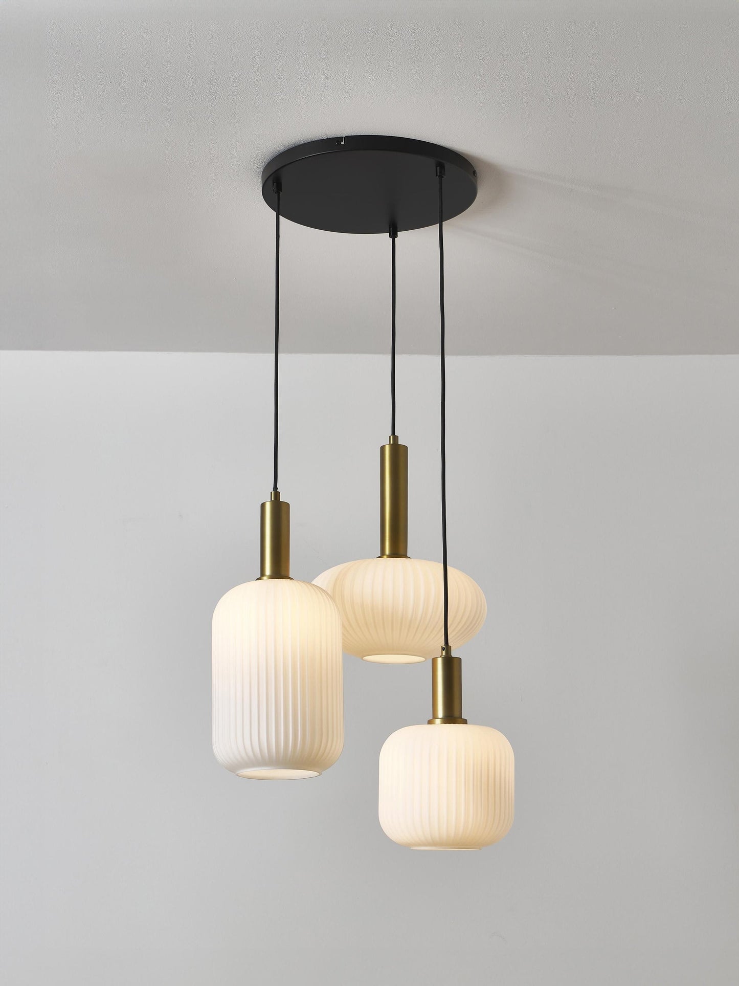 Lampa wisząca ze szkła opalowego Candela