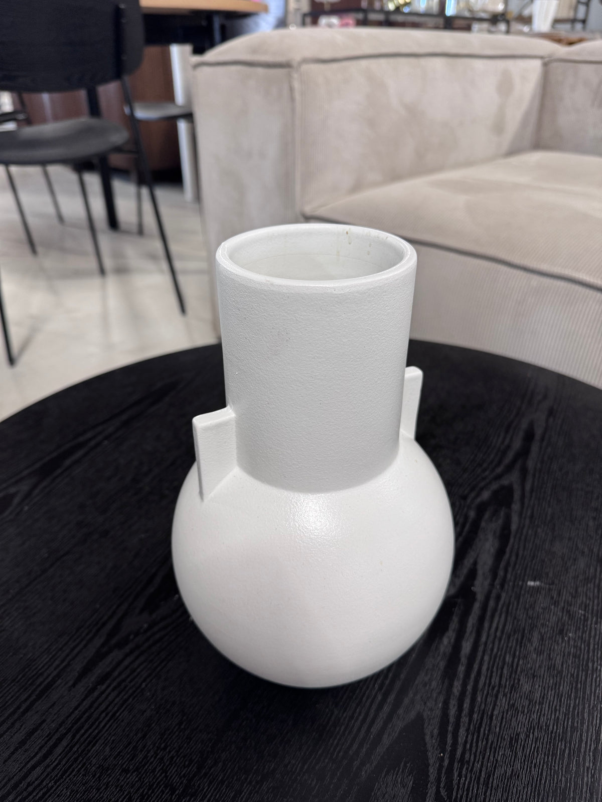 Wazon biały HKLIVING