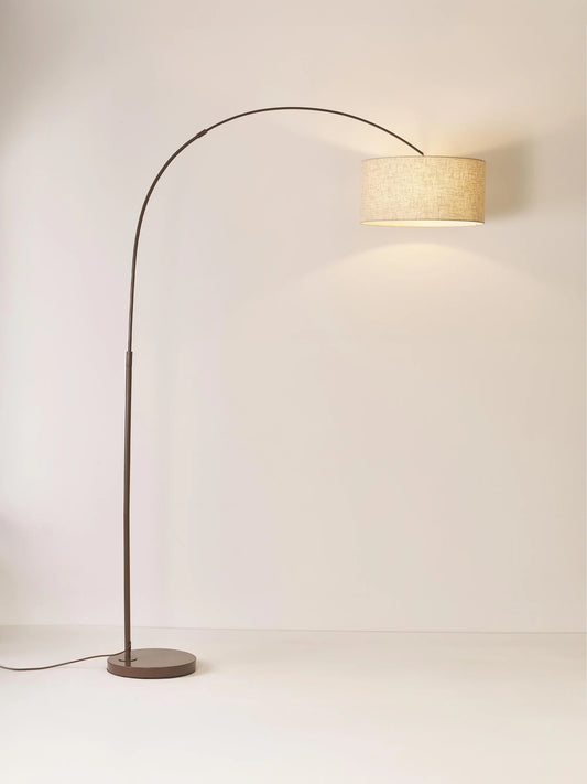 Lampa podłogowa w kształcie łuku Niels