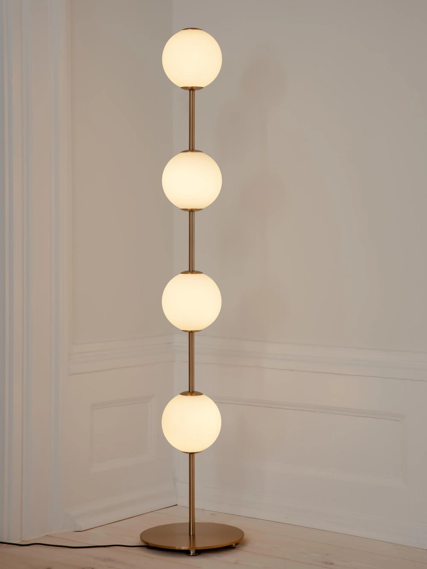 Lampa podłogowa LED z funkcją przyciemniania Audrey