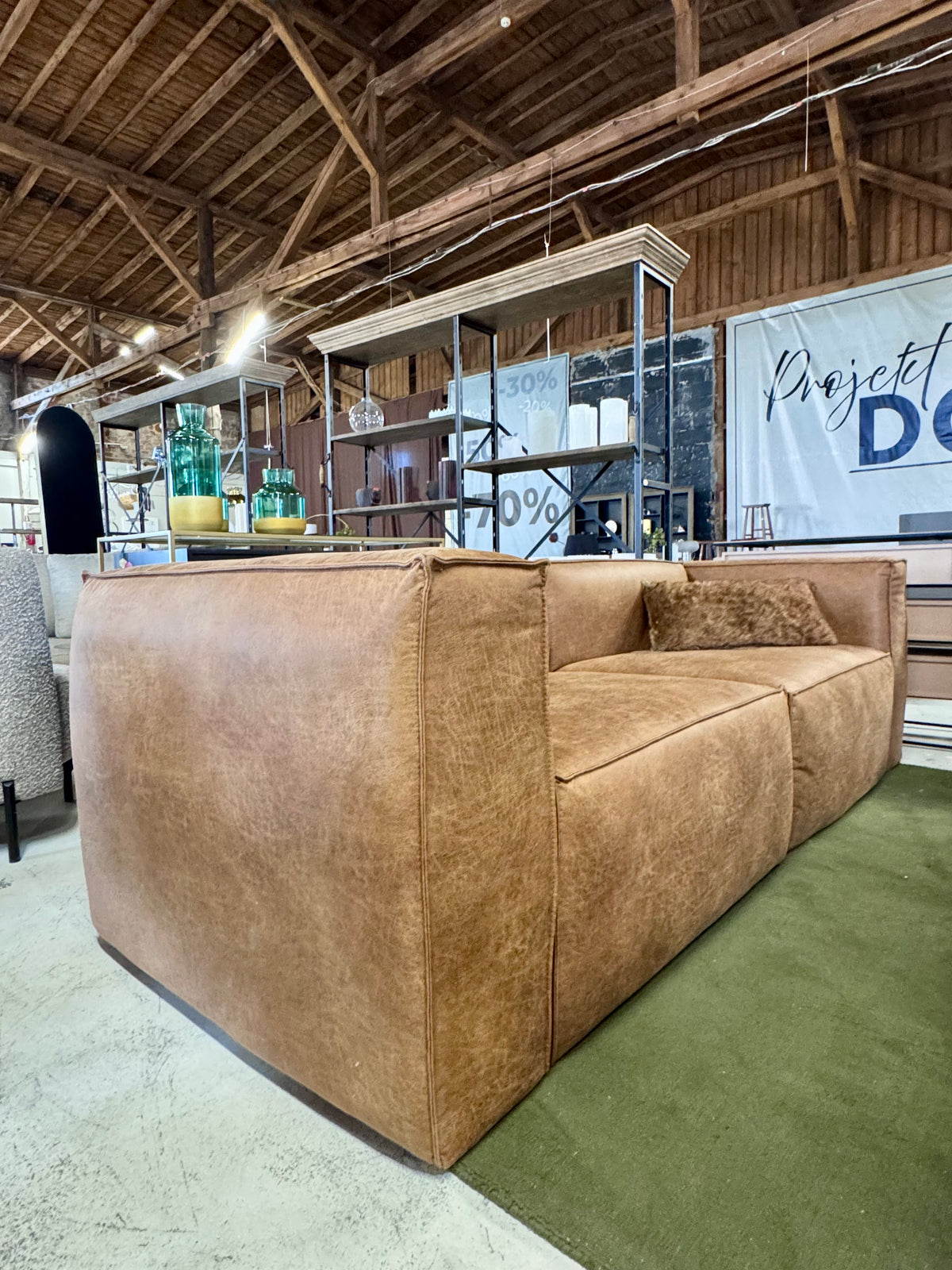 Sofa Bean koniakowa, Woood