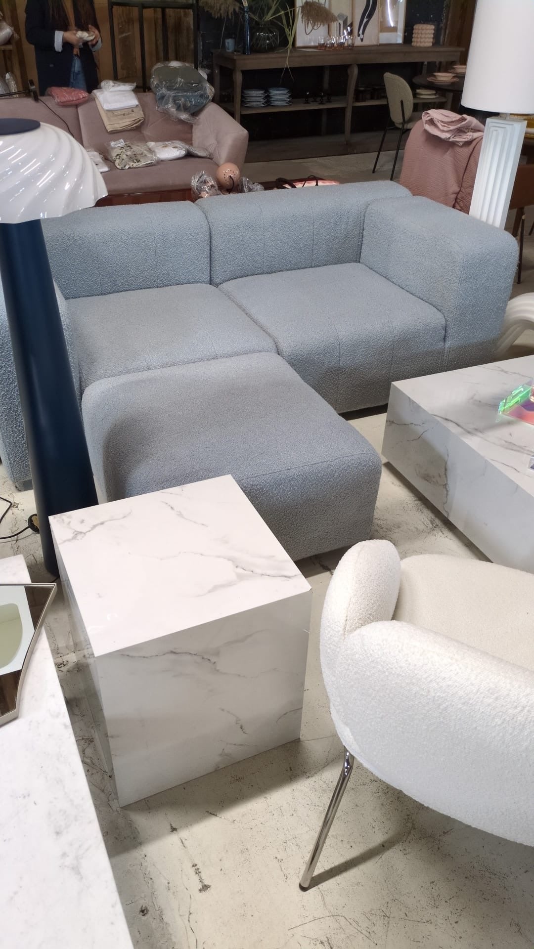 Sofa modułowa Bouclé z pufem Lena (3-osobowa)