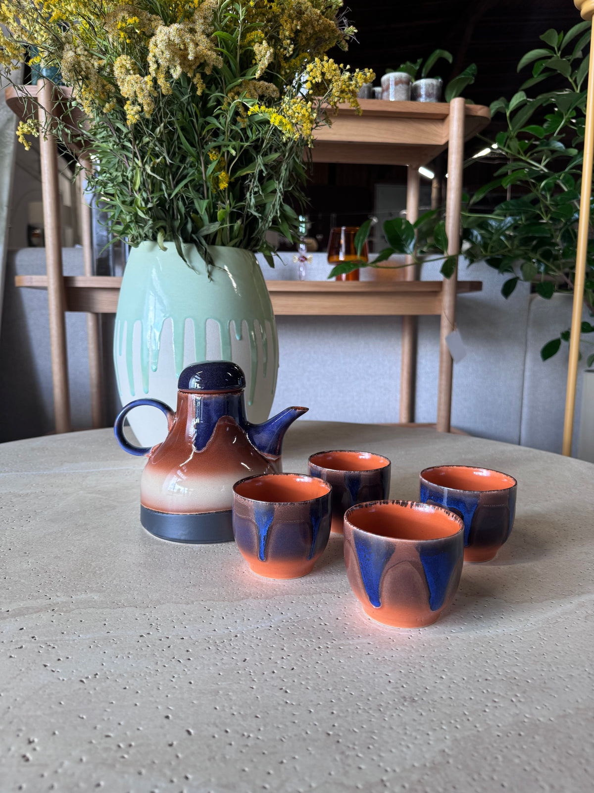 Dzbanek ceramiczny i kubeczki 4 sztuki