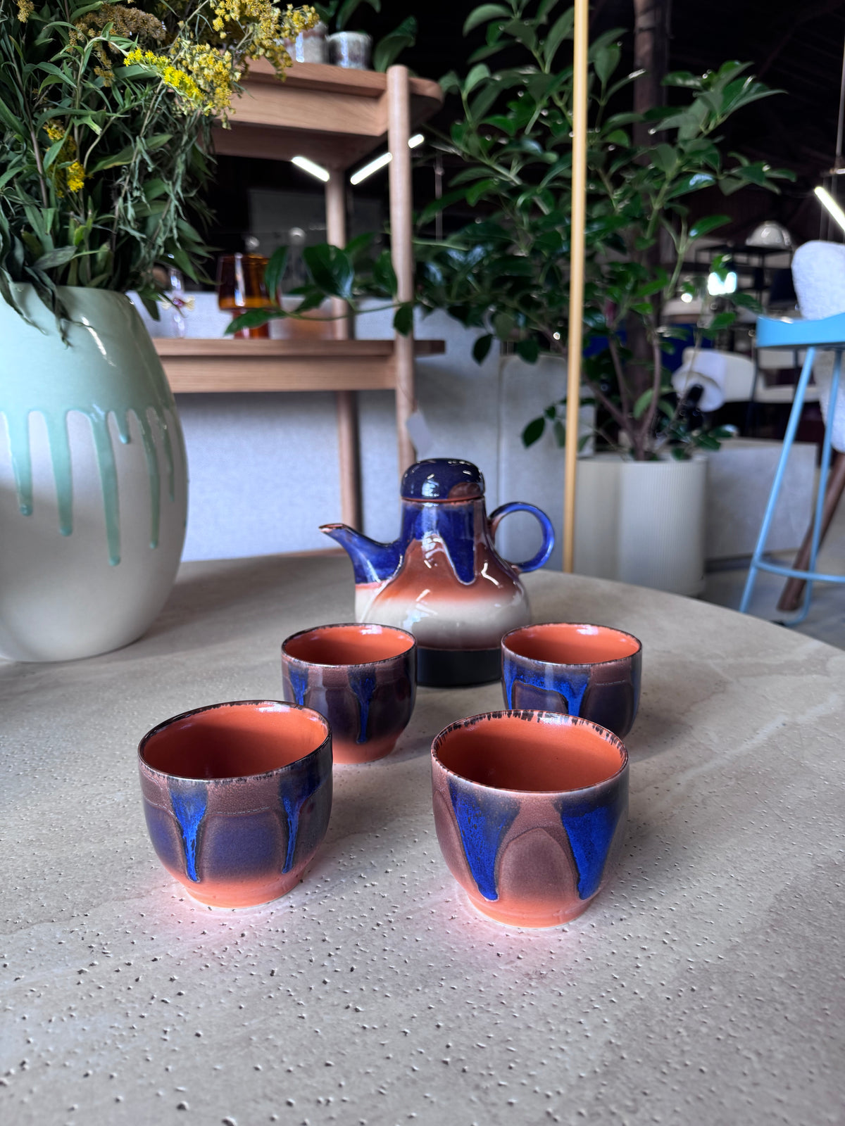 Dzbanek ceramiczny i kubeczki 4 sztuki