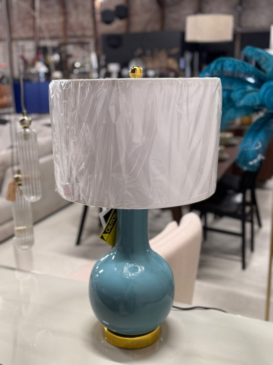 Lampa stołowa