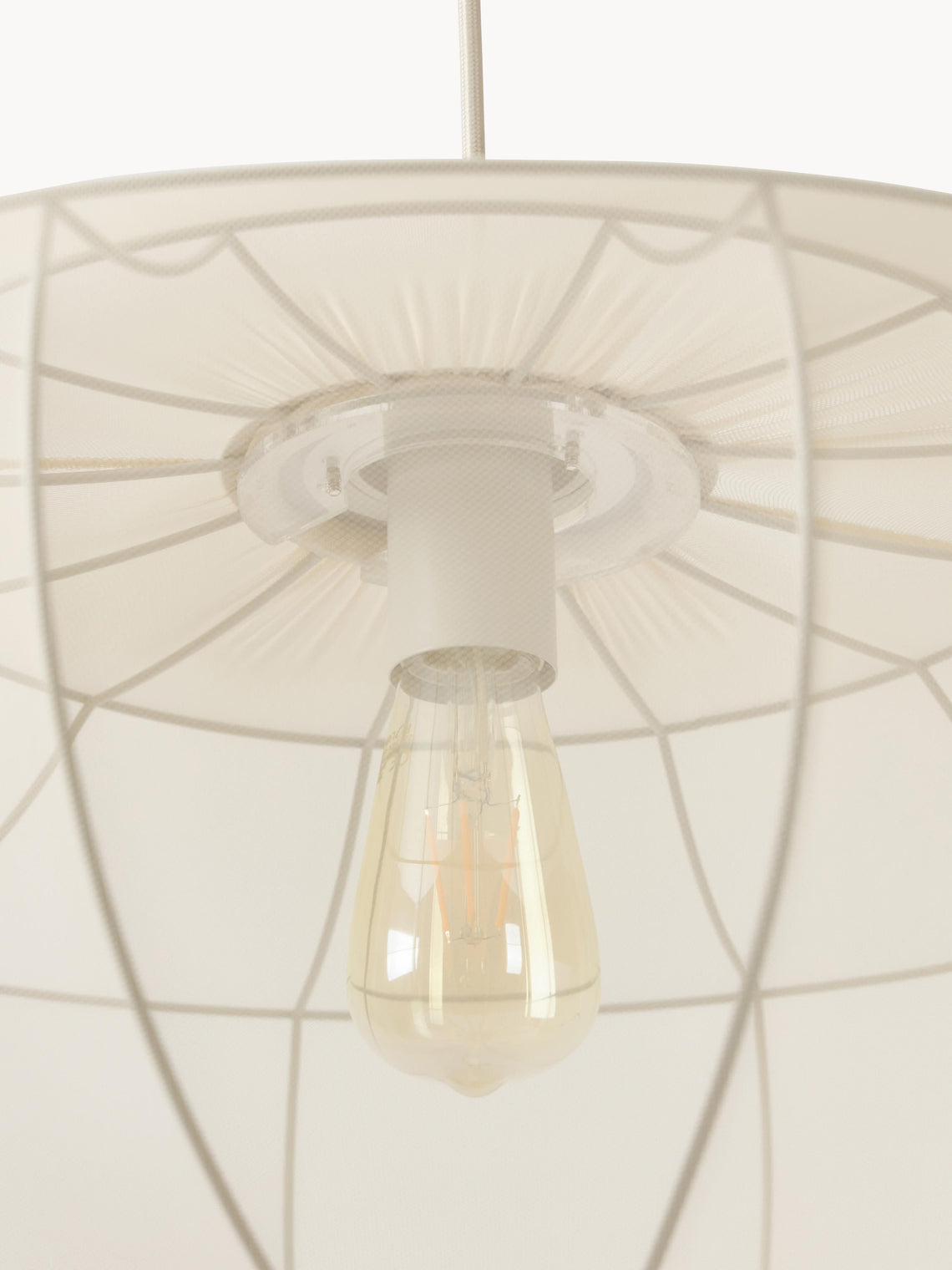 Lampa wisząca z siateczki Beau