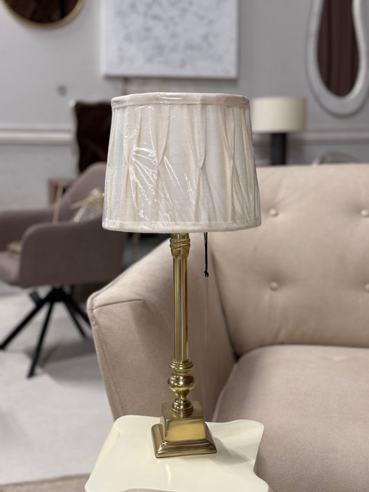 Lampa stołowa