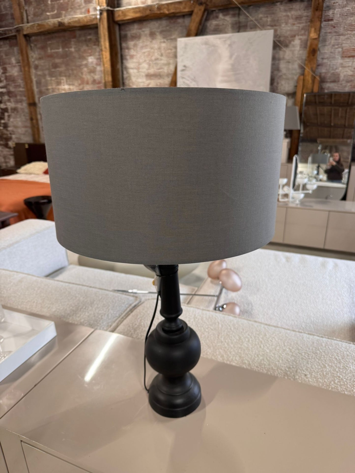 Lampa stołowa